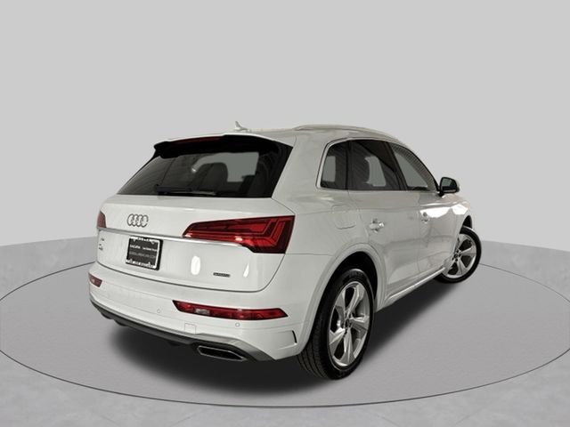 Used 2022 White Audi 45 S line Premium image 7