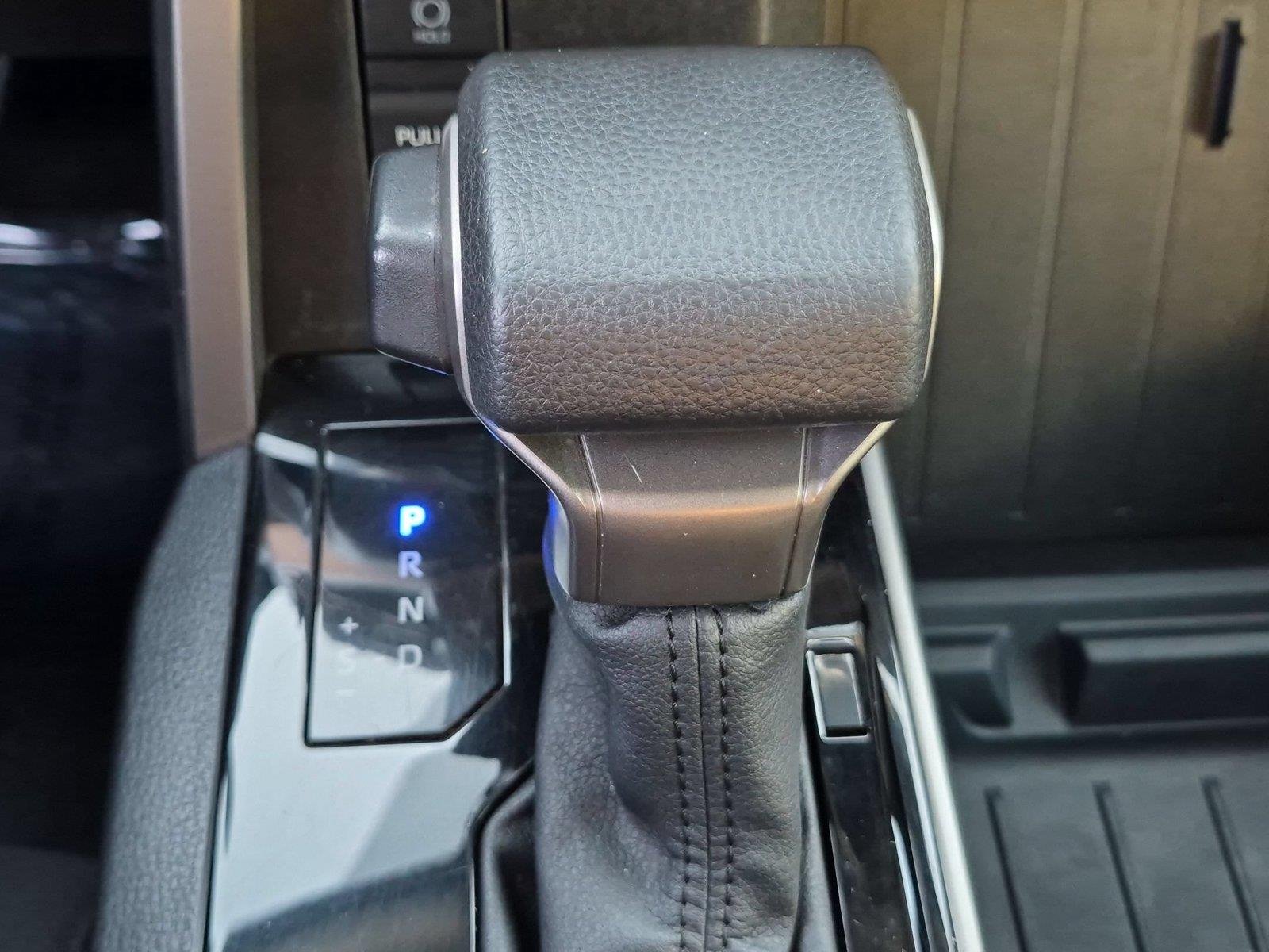 Used 2024 Ice Cap Toyota SR5 image 27