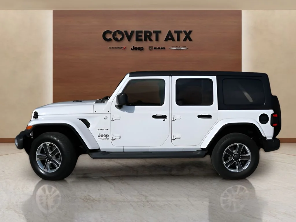 Used 2018 White Jeep Unlimited Sahara image 2