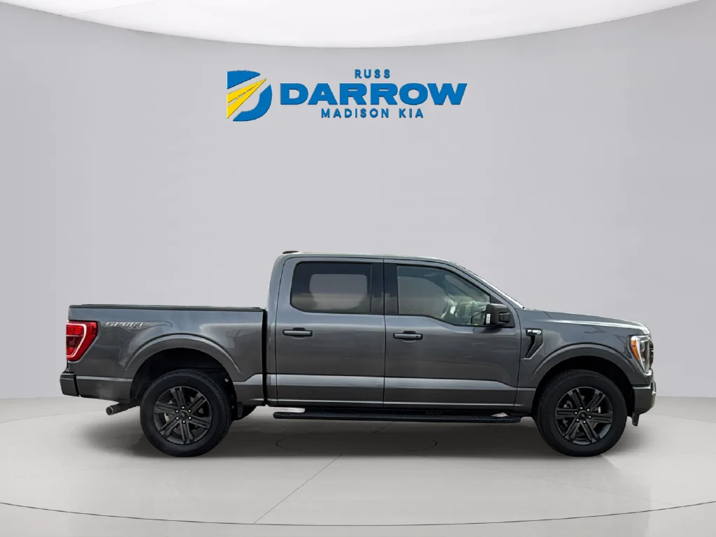 Used 2023 Gray Metallic Ford XLT image 6
