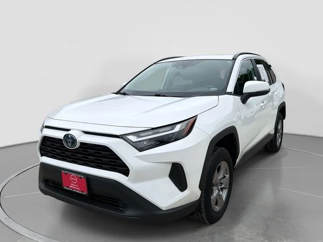 Used 2024 White Toyota XLE image 8