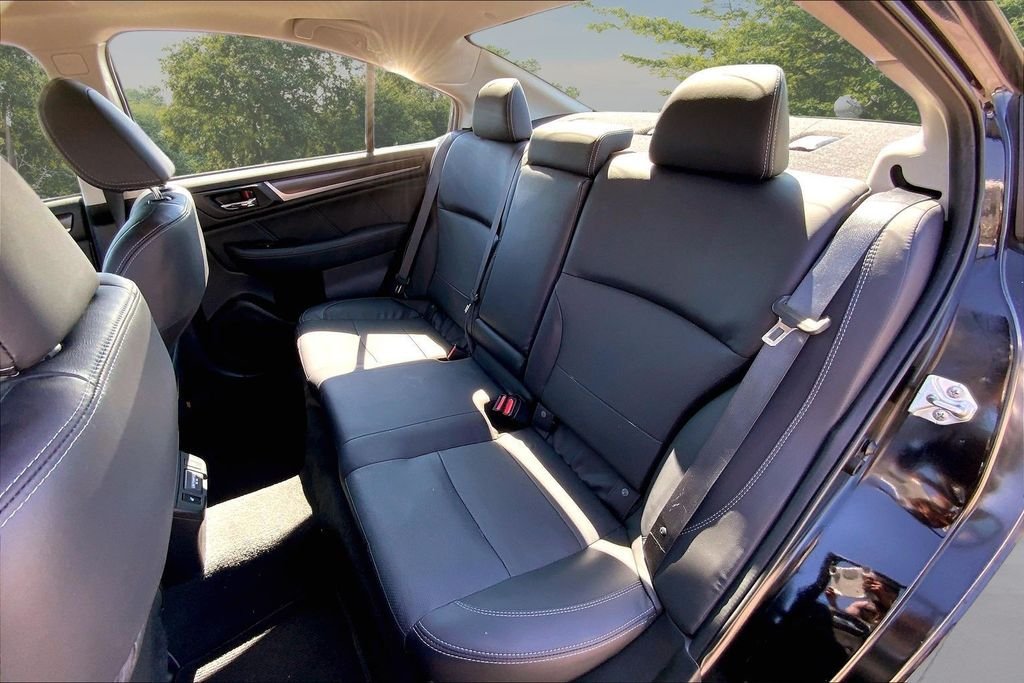 Used 2018 Black Subaru 2.5i image 22