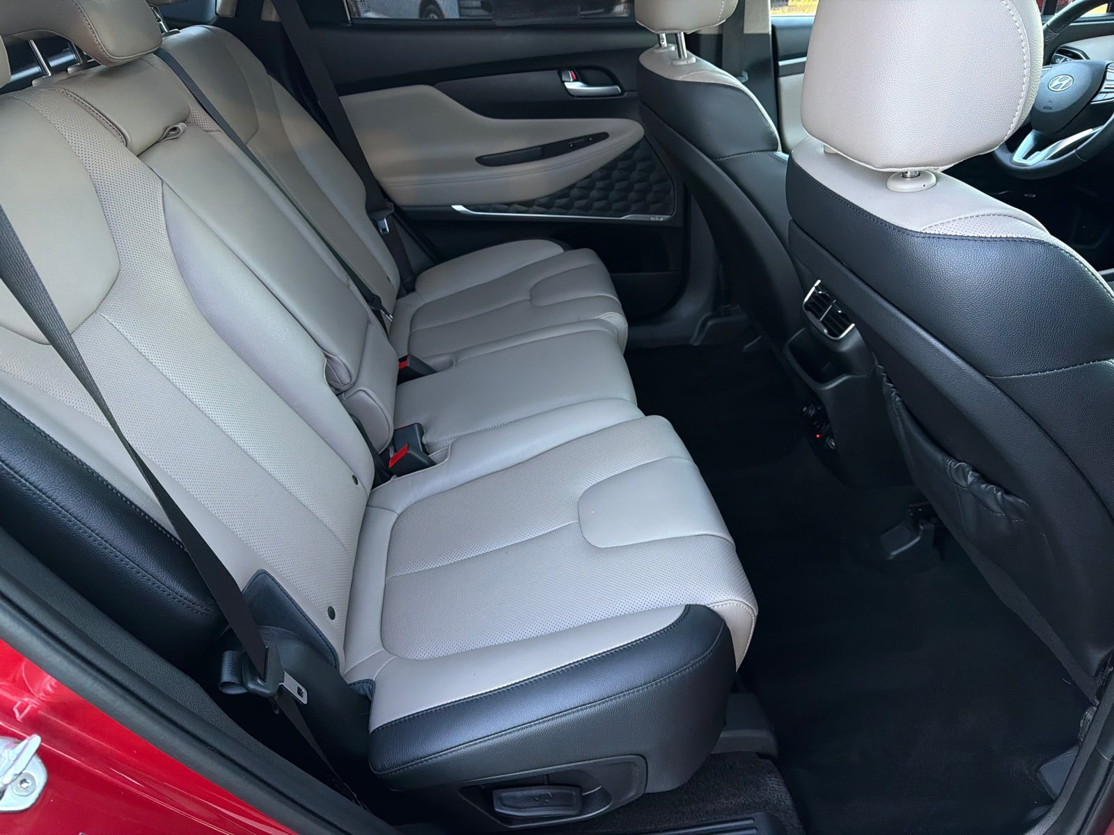 Used 2020 Scarlet Red Hyundai Limited image 15