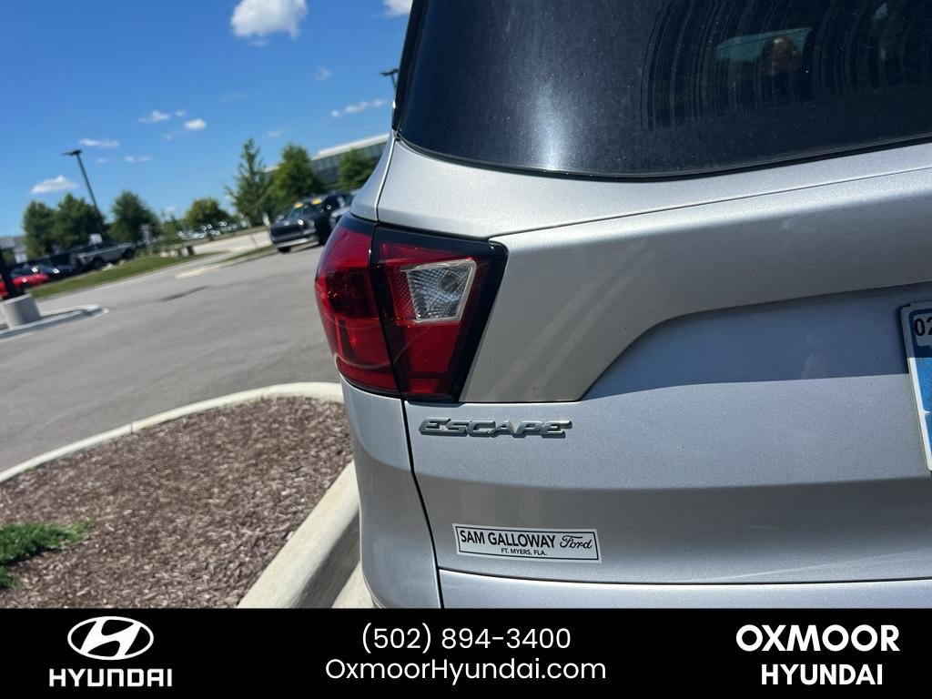 Used 2019 Ingot Silver Metallic Ford SEL image 11