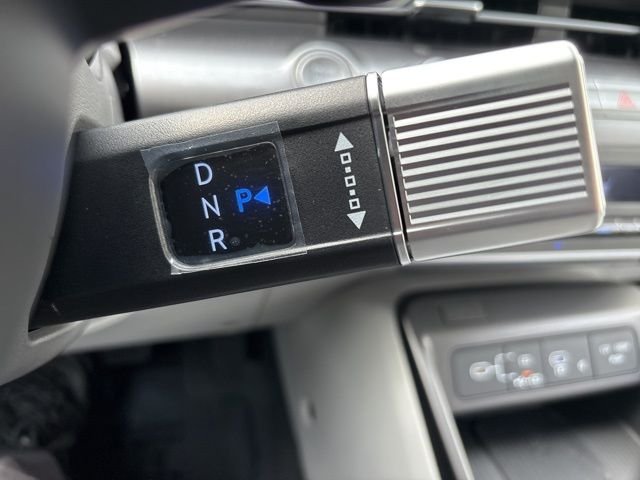 New 2026 Abyss Black Pearl Hyundai SEL Premium image 28