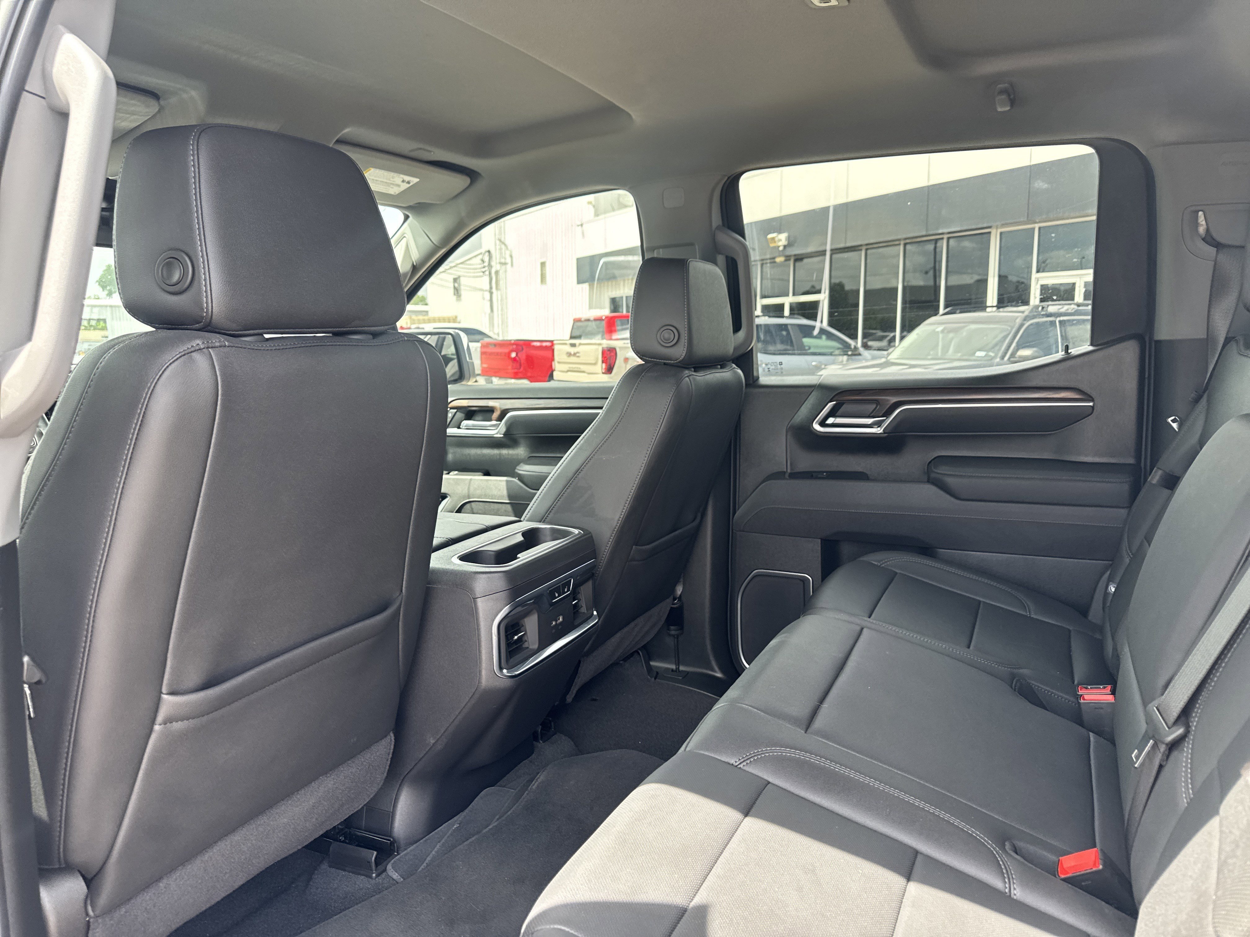 Used 2025 Sterling Metallic GMC SLT image 8