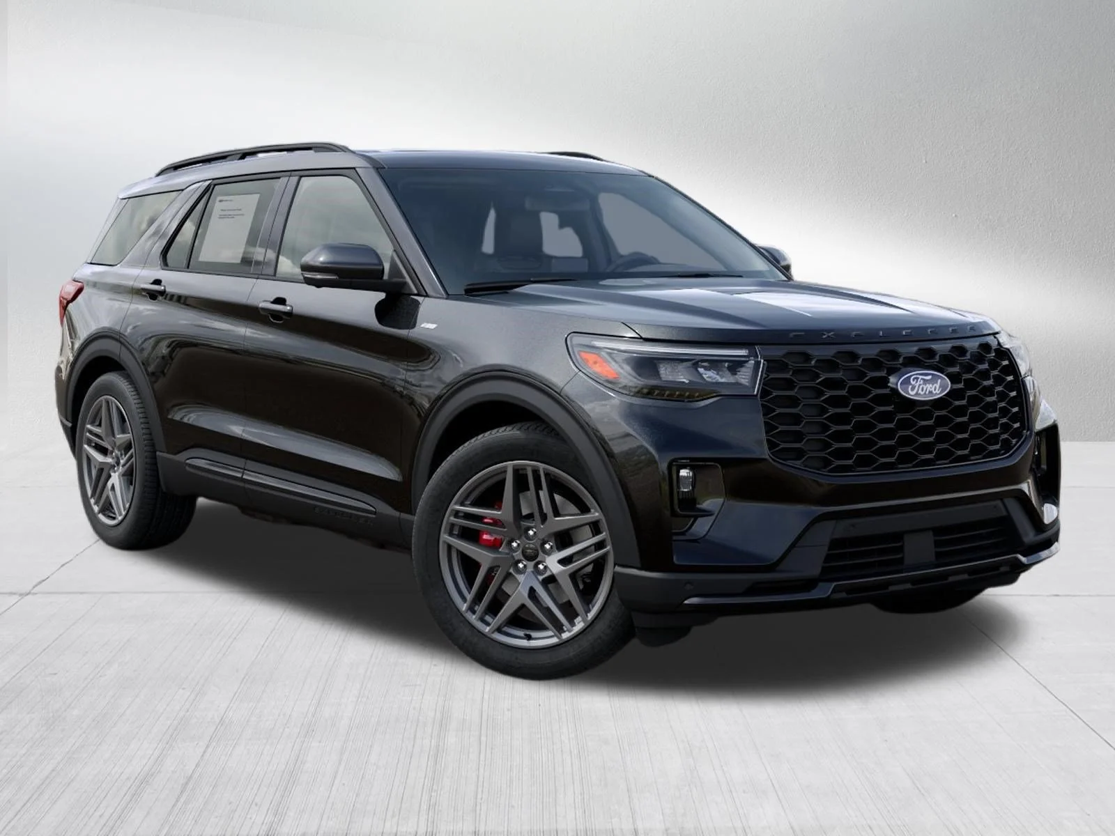 New 2027 Agate Black Metallic Ford ST-Line image 4