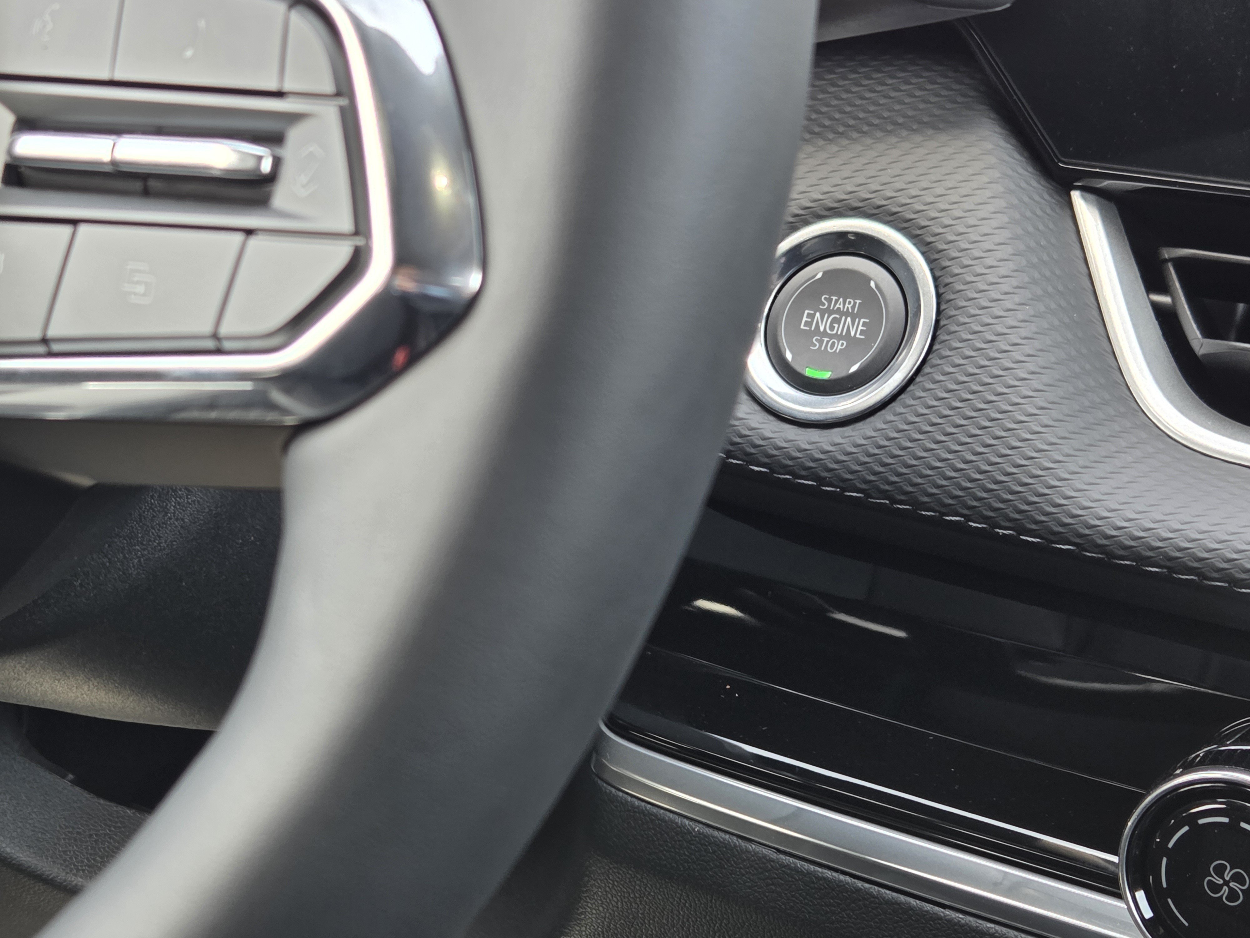 2027 Chevrolet Equinox LT - Photo 12