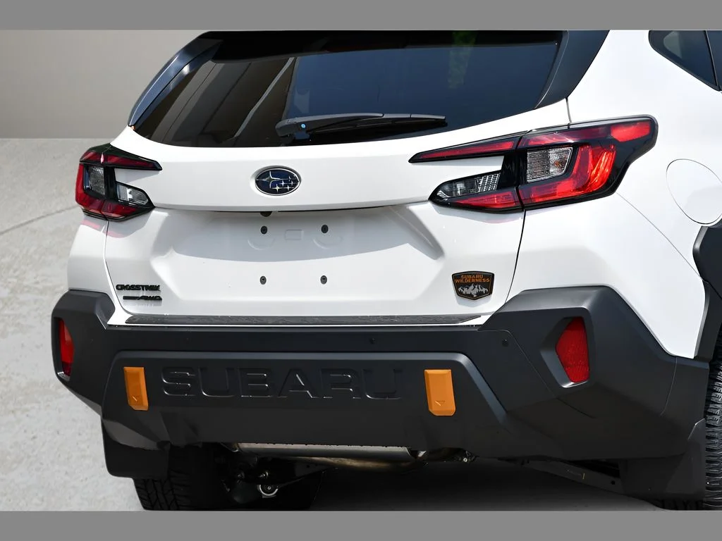 New 2026 CRYSTAL WHITE PEARL Subaru Wilderness image 26