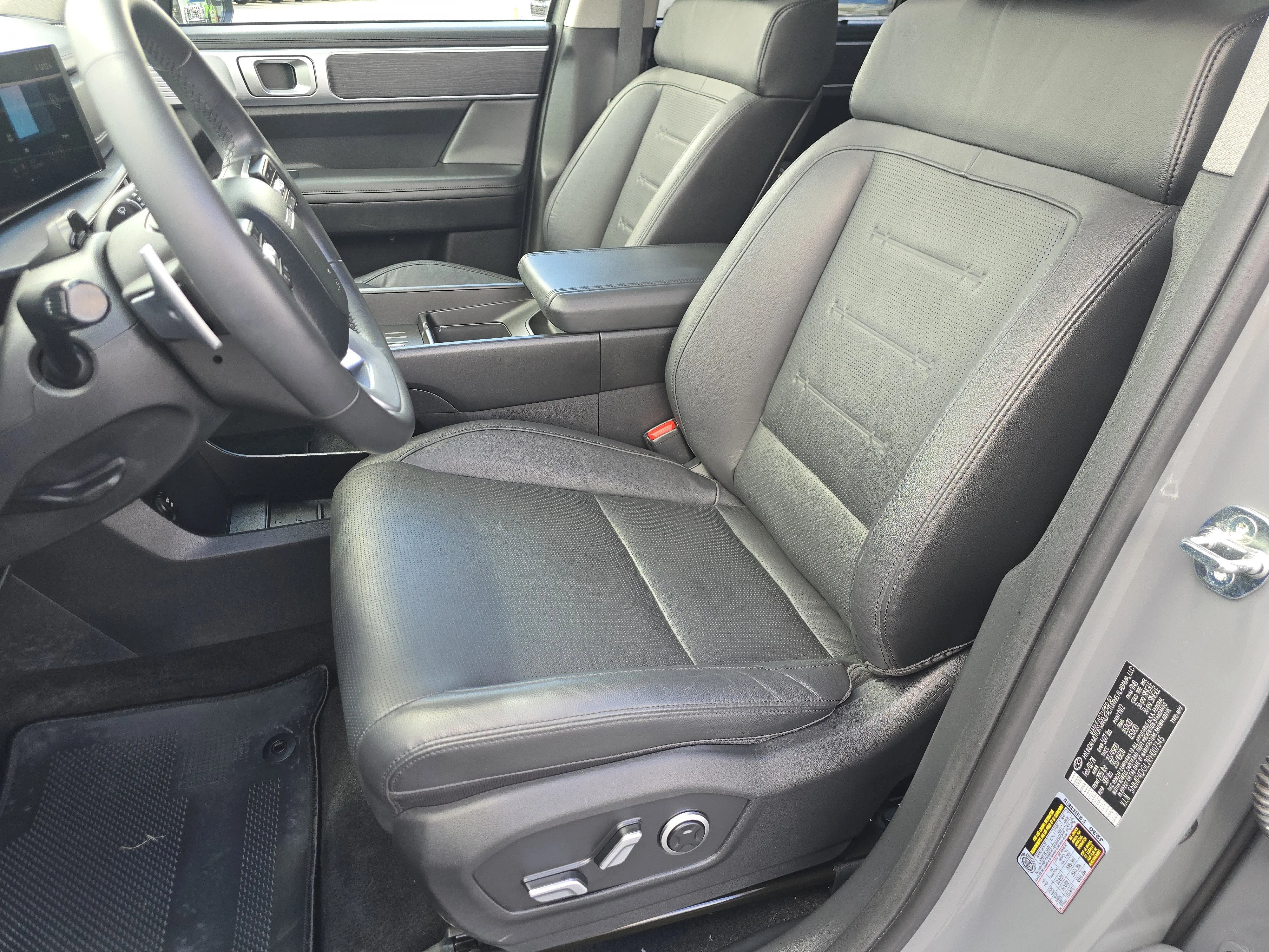 Used 2024 Hampton Gray Hyundai Limited image 23