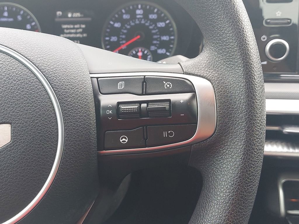 Used 2022 Gray Kia LXS image 17