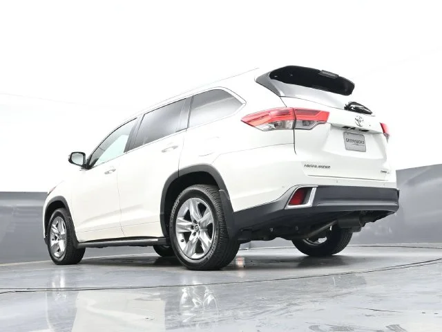 Used 2018 White Toyota Limited image 37