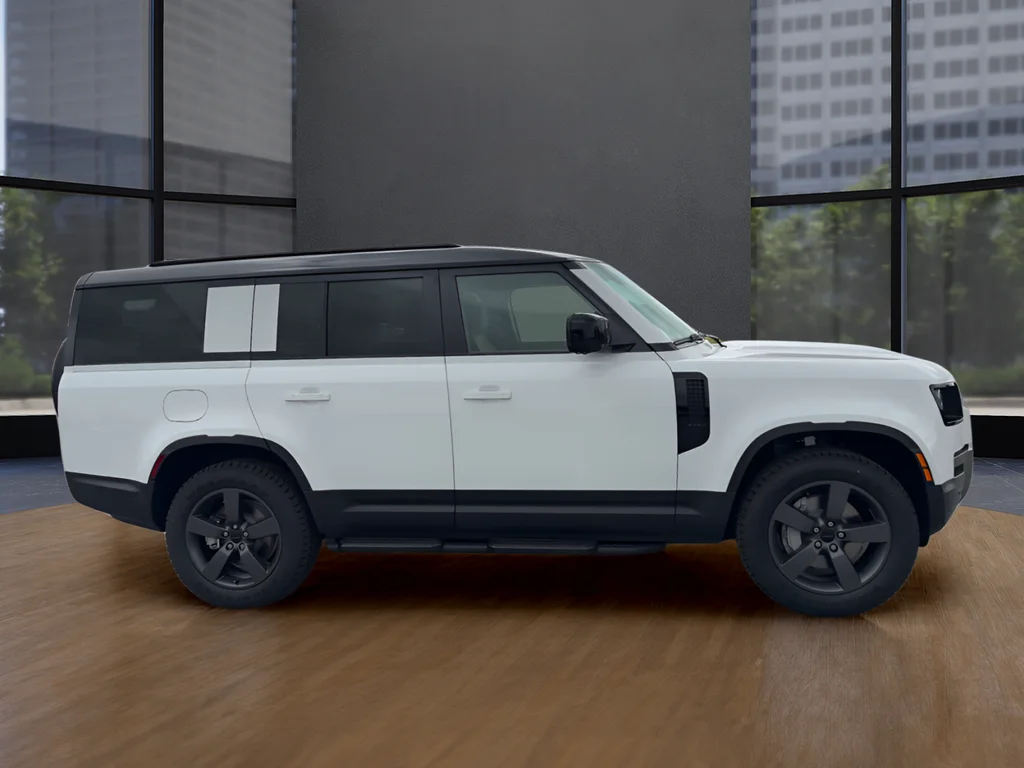 New 2026 White Land Rover S image 4