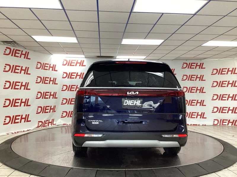 Used 2023 Blue Kia LX Seat Package image 6