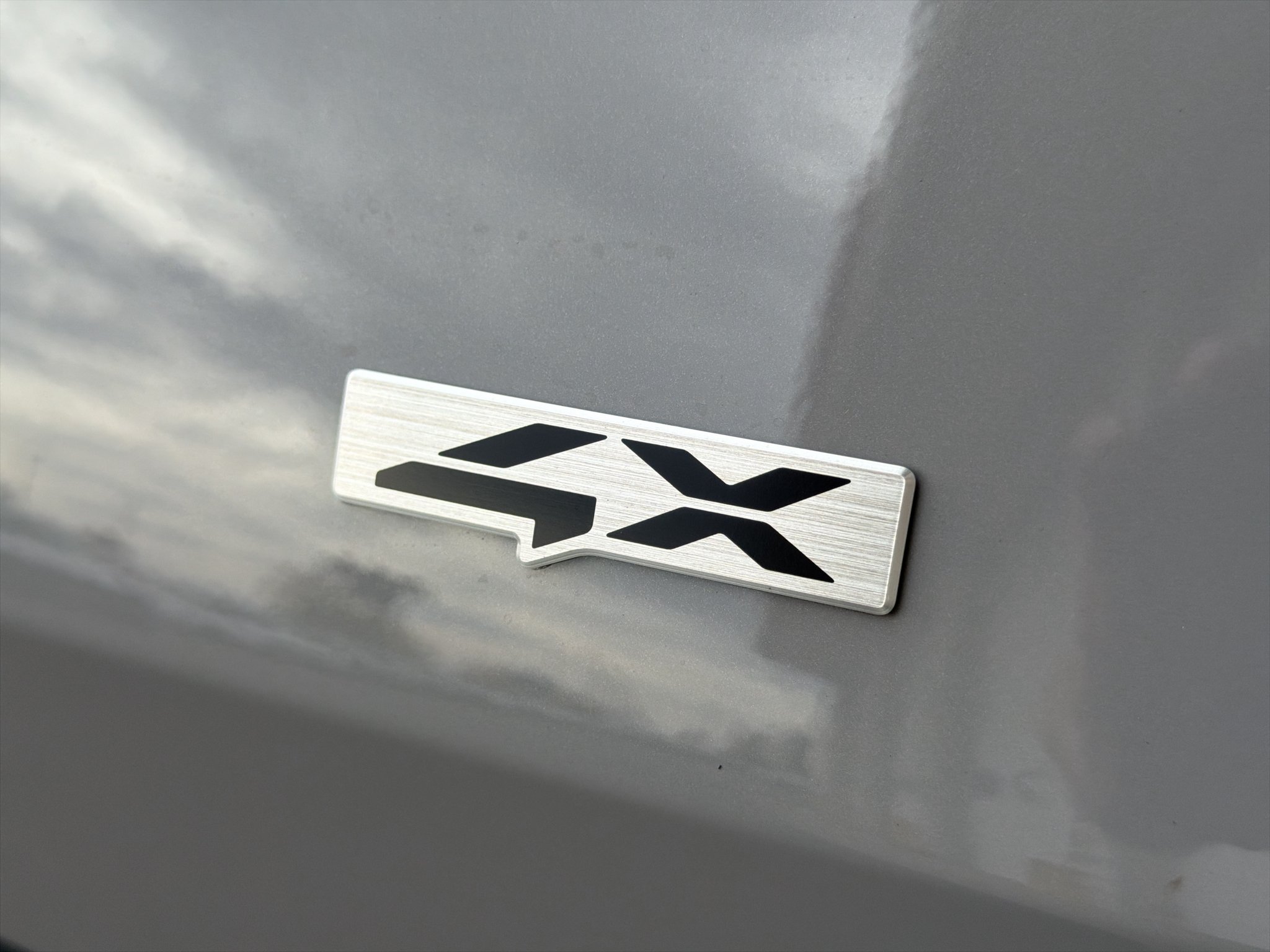 New 2027 Wolf Gray Kia EX image 8