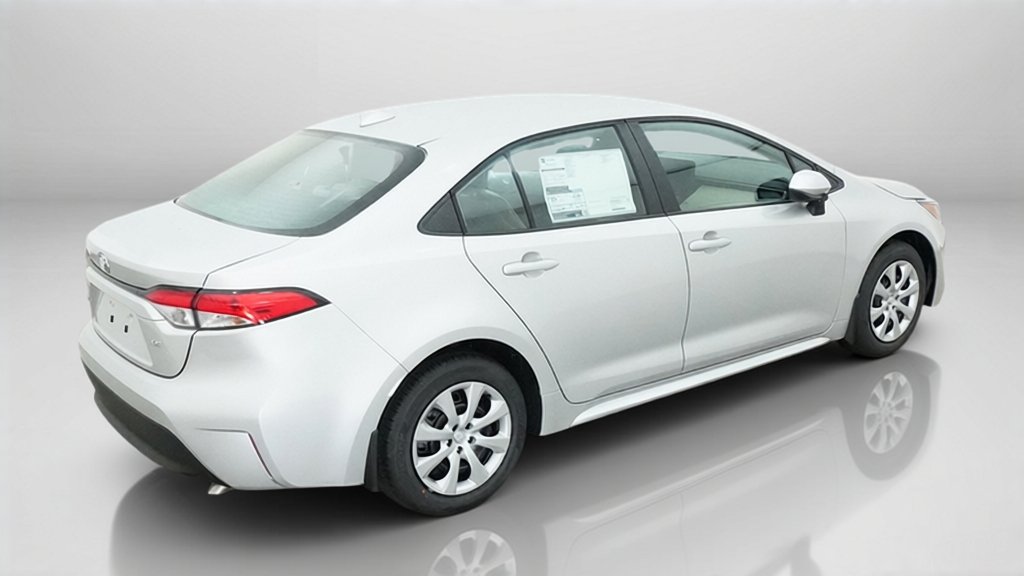 New 2027 Classic Silver Metallic Toyota LE image 9