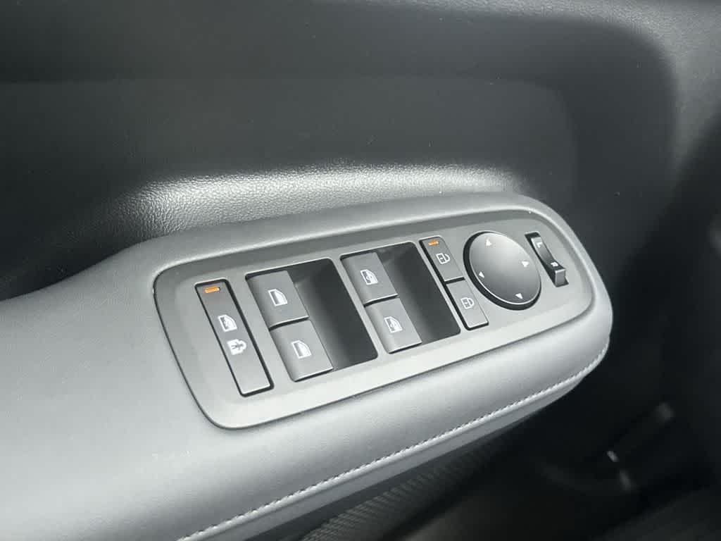 New 2026 Phantom Black Hyundai SEL FWD image 21