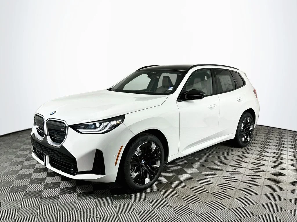 Used 2025 Alpine White BMW M50 xDrive image 1