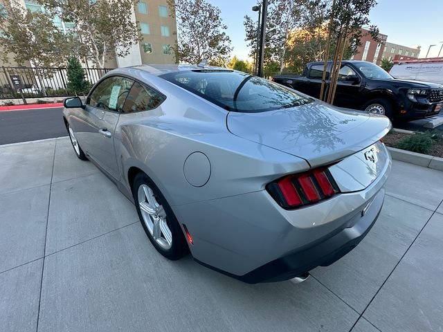 2026 Ford Mustang EcoBoost Fastback - Photo 35