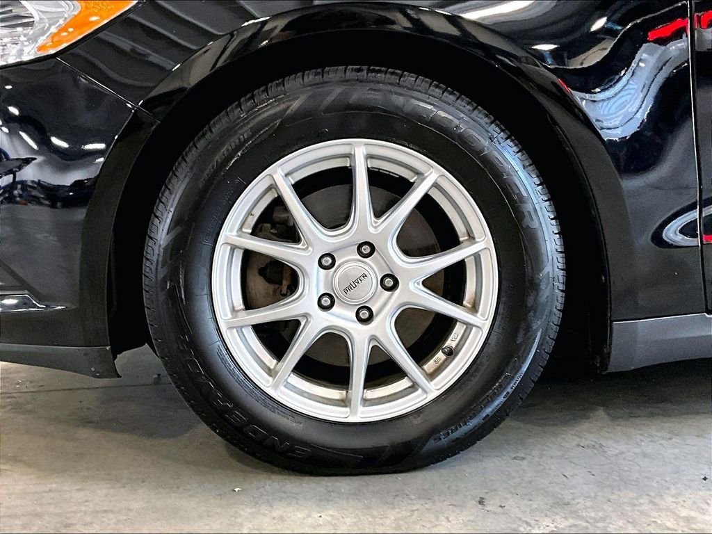 Used 2016 Black Ford S image 7