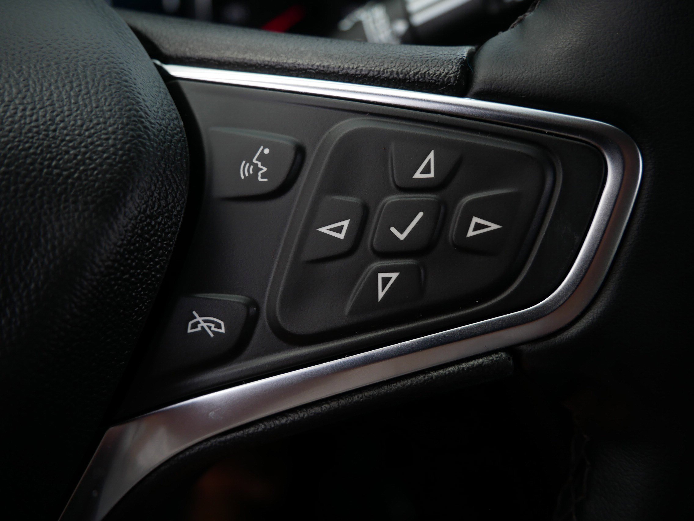 Used 2024 Mosaic Black Metallic Chevrolet LT image 30