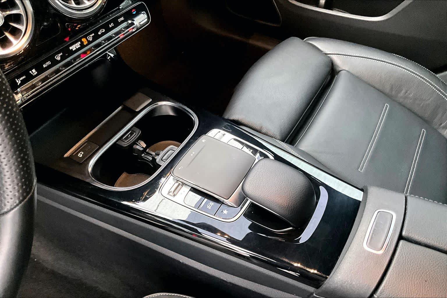 Used 2020 Night Black Mercedes-Benz CLA 250 image 17