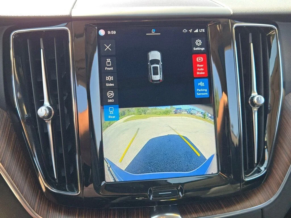 Used 2022 Gray Volvo T8 Inscription Expression image 25