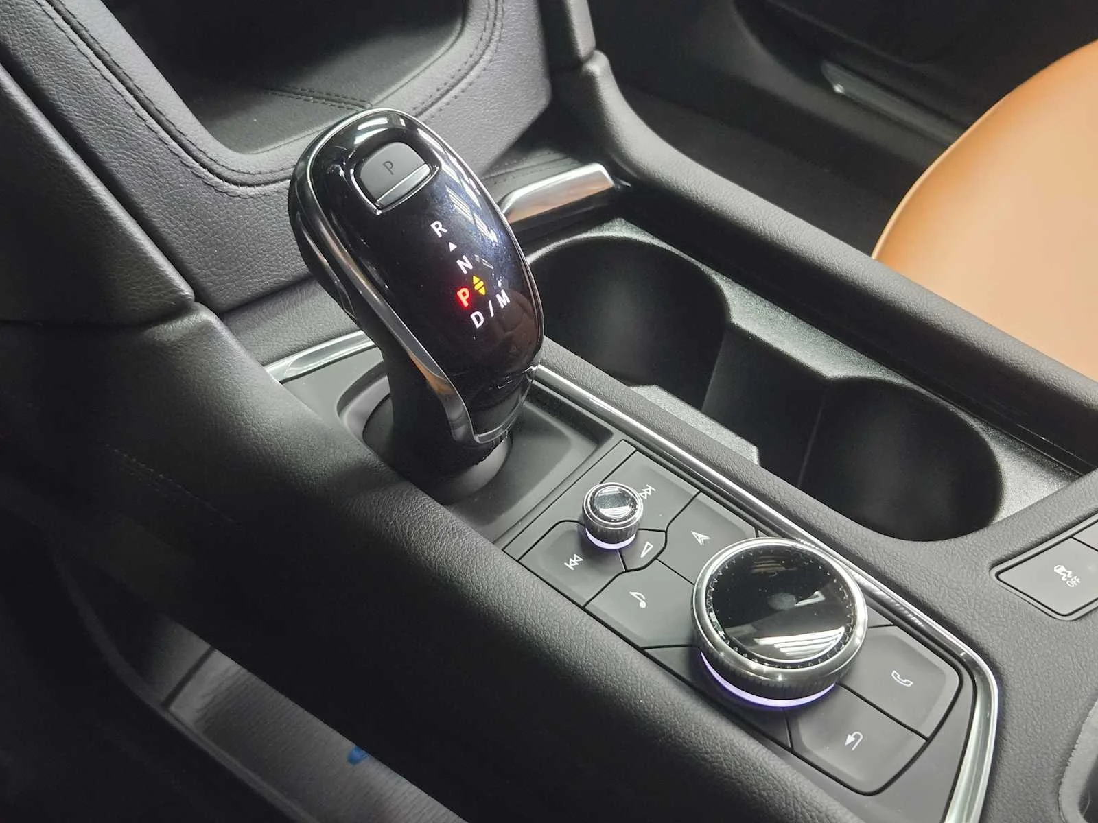 2026 Cadillac XT5 Premium Luxury - Photo 14