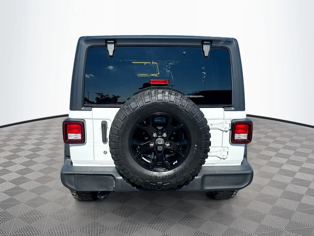 Used 2021 White Jeep Unlimited Willys image 7