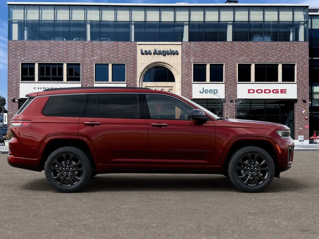 New 2026 Velvet Red Pearl-Coat Exterior Paint Jeep Limited Reserve image 21