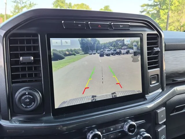 Used 2022 Black Ford XLT image 26