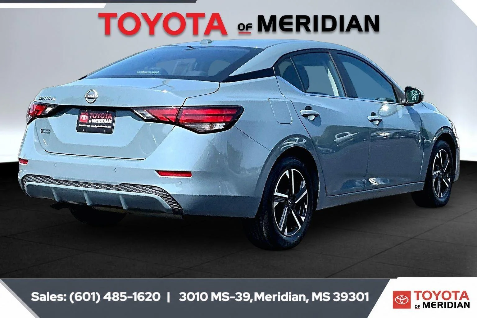Used 2025 Atlantic Gray Metallic Nissan SV image 11