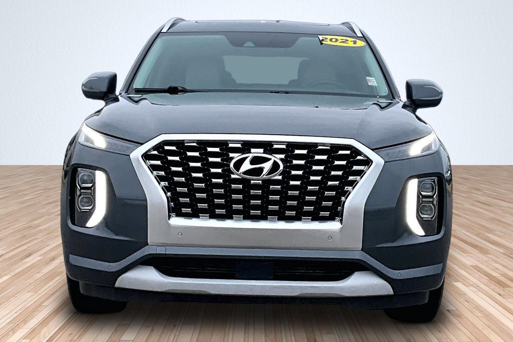 Used 2021 Gray Hyundai Limited image 3