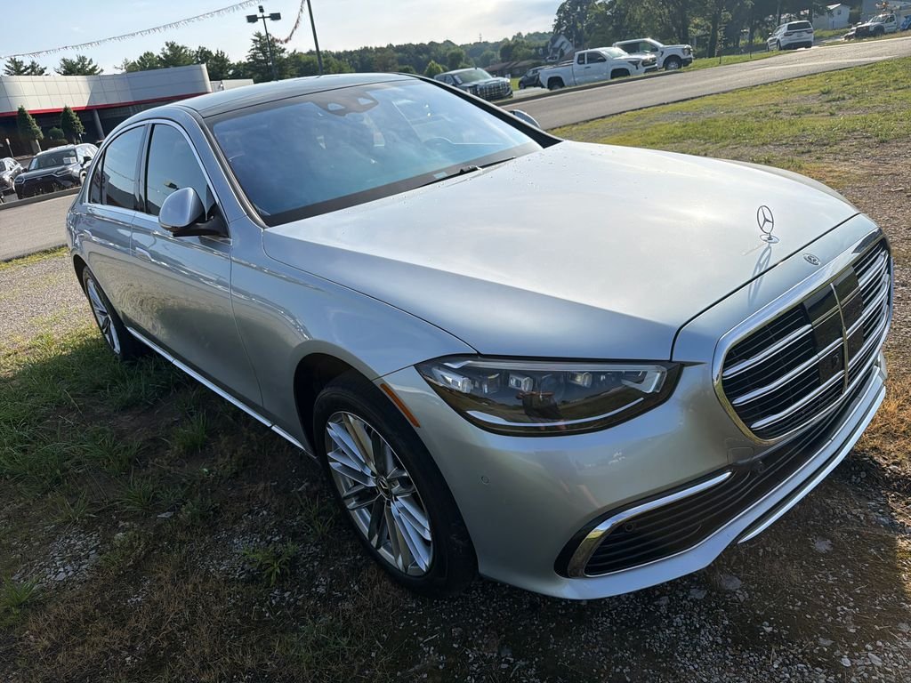 Used 2021 Silver Mercedes-Benz S 580 image 7