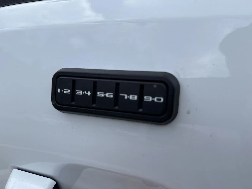 Used 2025 White Ford Raptor image 9