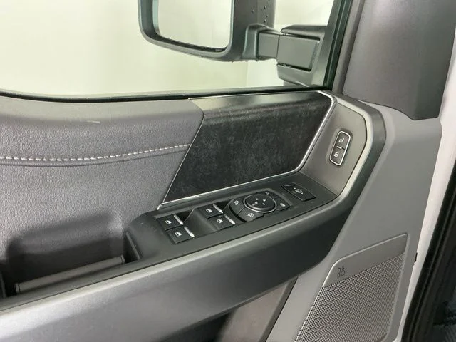 New 2026 Oxford White Ford XLT image 17
