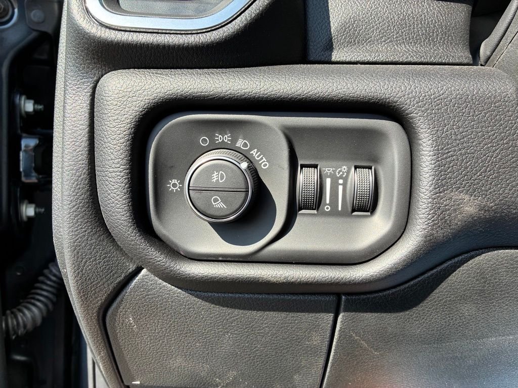 New 2026 Forged Blue Metallic Exterior Paint RAM Laramie image 19