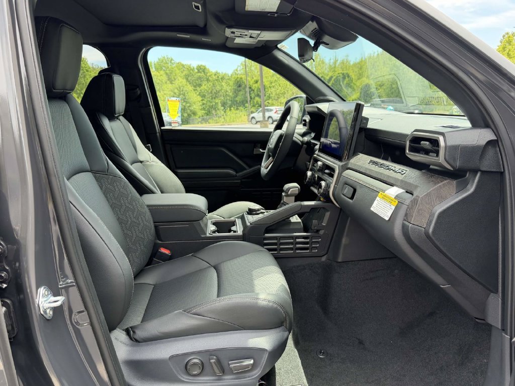 2026 Toyota Tacoma Limited - Photo 11