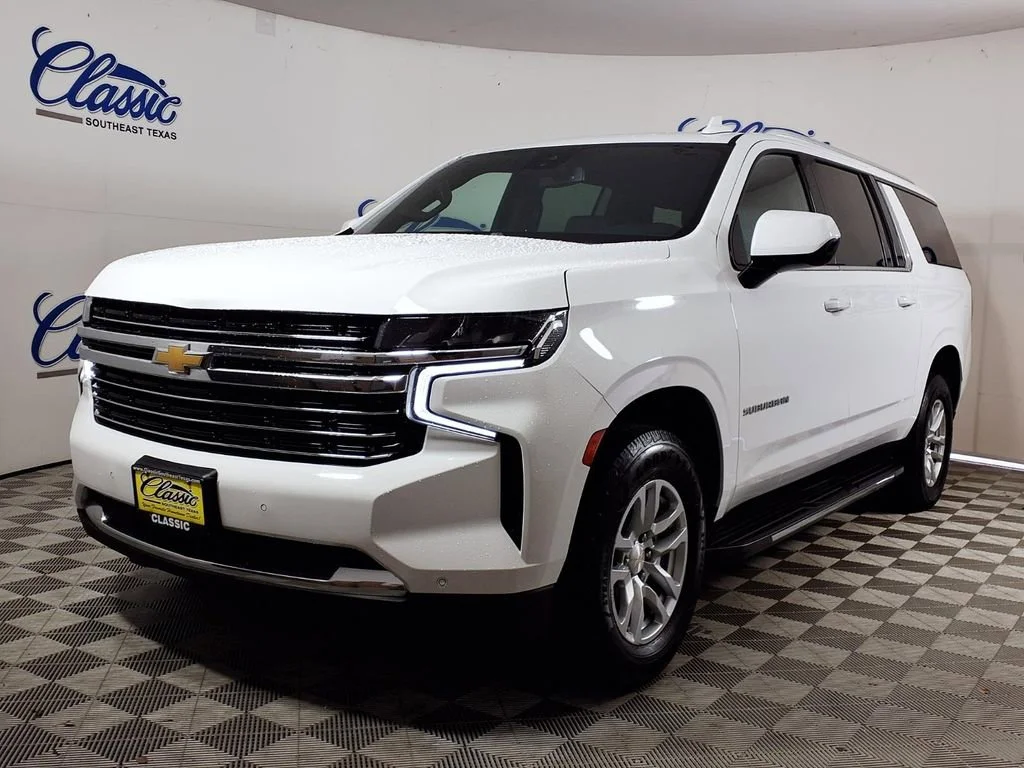Used 2023 Summit White Chevrolet LT image 5