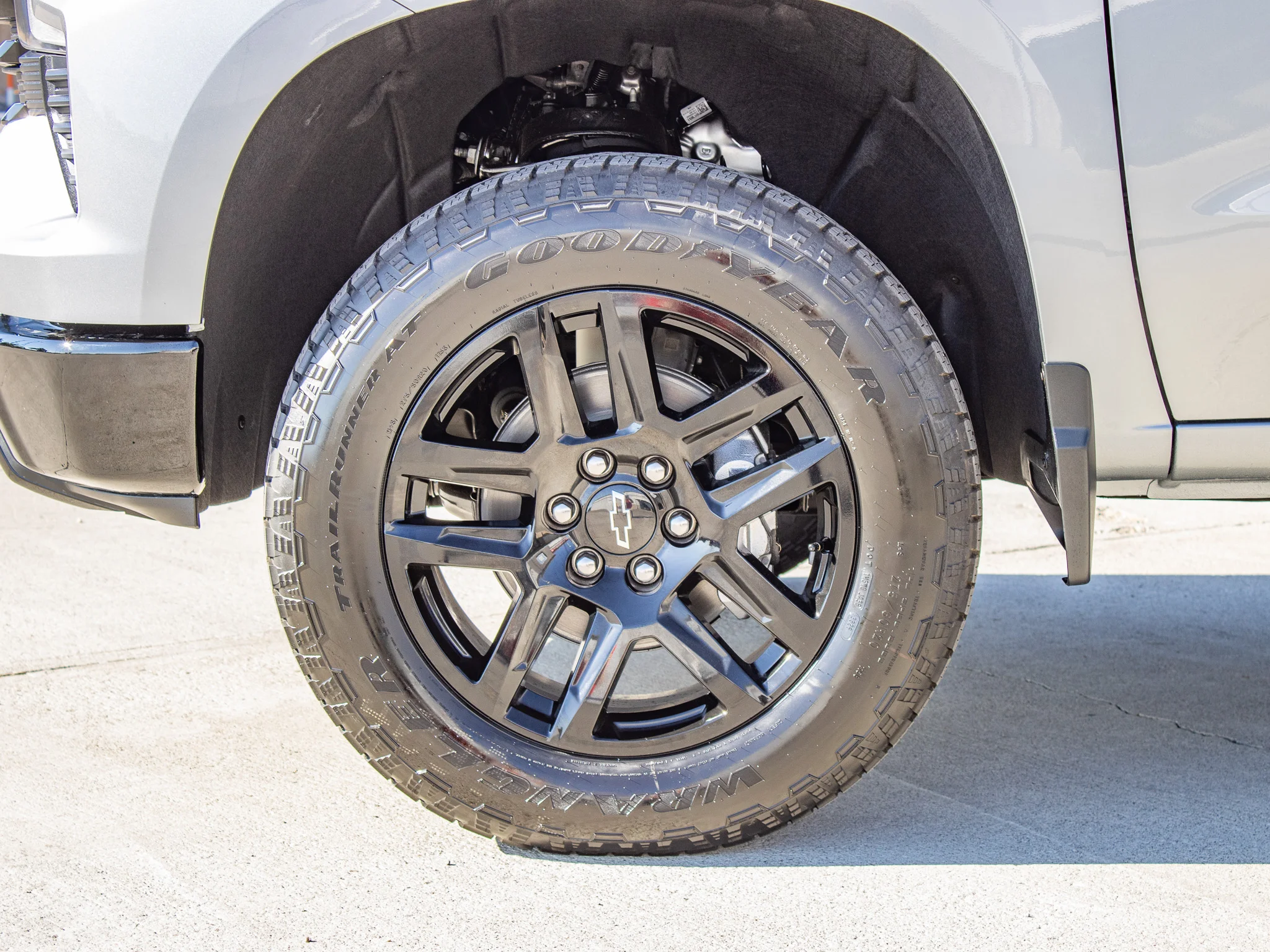 New 2026 STERLING GRAY METALLIC Chevrolet LT Trail Boss image 5