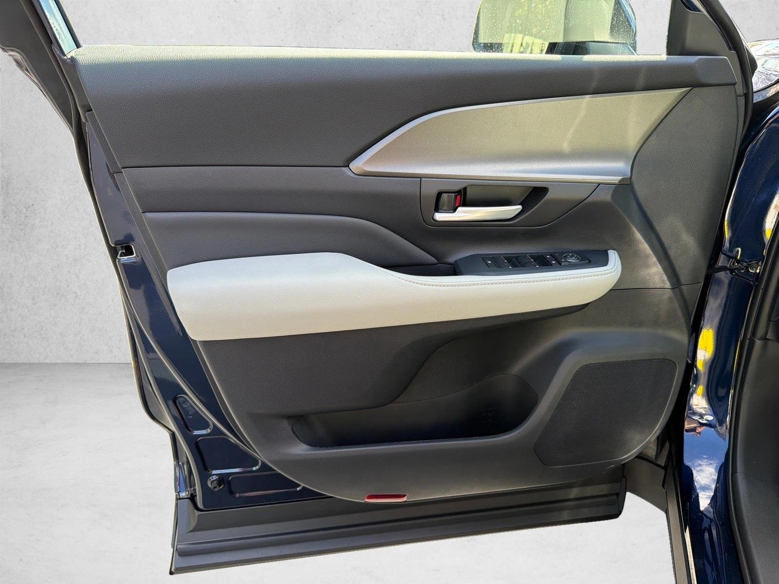 New 2026 Blueprint Toyota XLE image 10