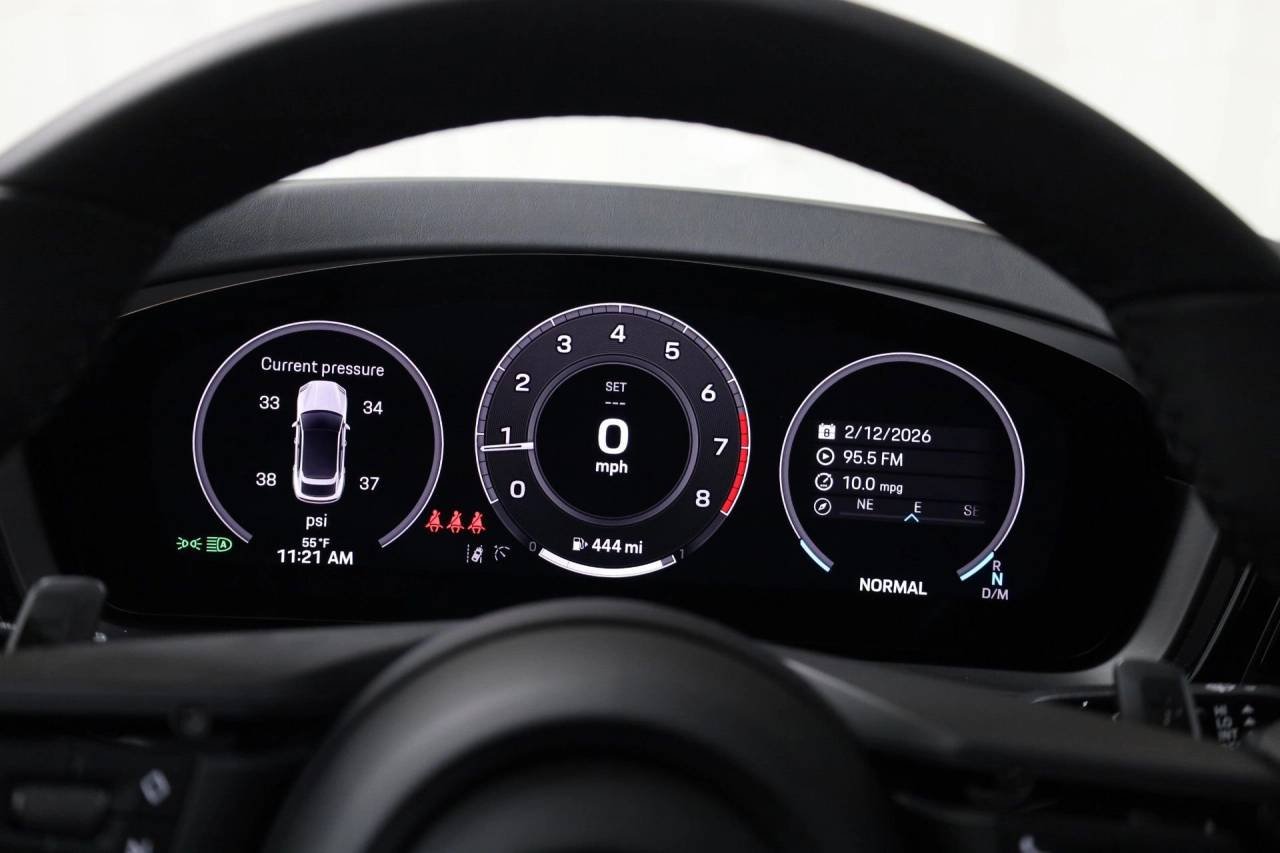 Used 2026 White Porsche Coupe image 24