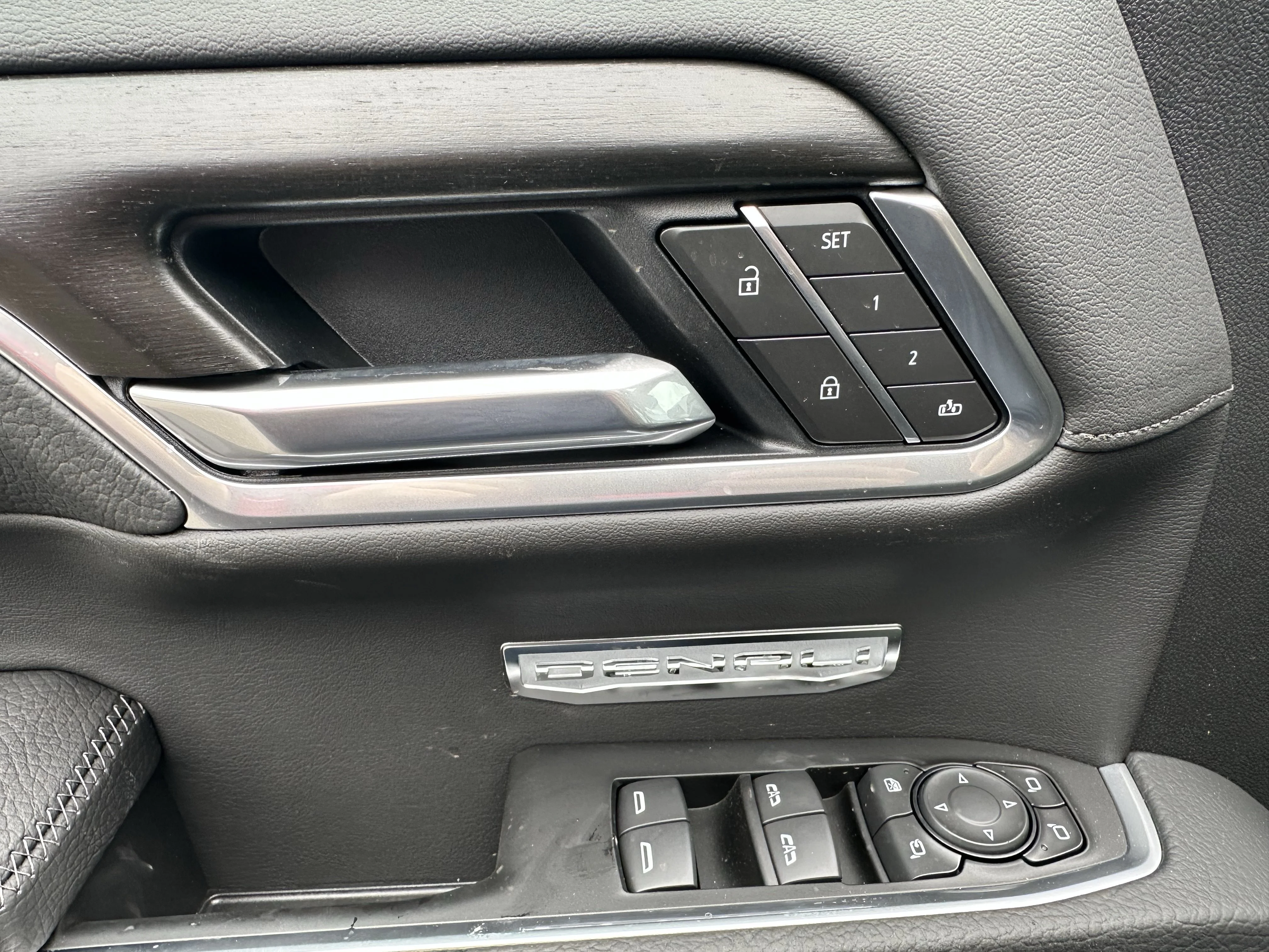 New 2026 Glacier White Tricoat GMC Denali image 10