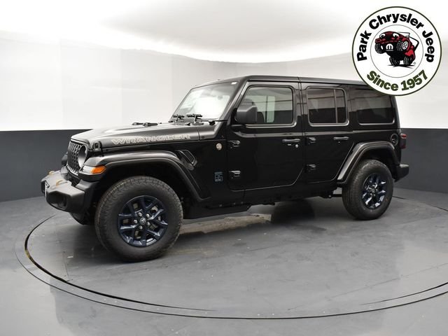 New 2026 Black Clear-Coat Exterior Paint Jeep 85th Anniversary Edition image 3