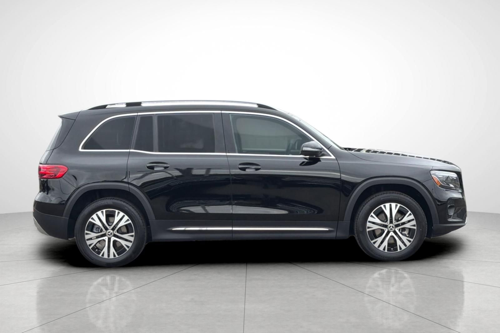 Certified Used 2026 Black Mercedes-Benz GLB 250 image 32