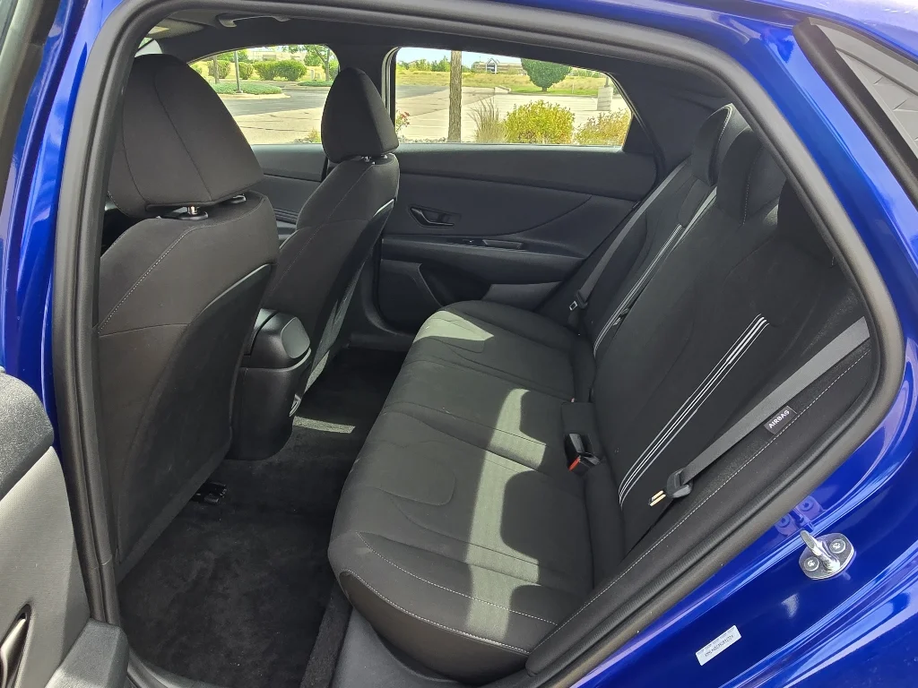 Used 2025 Intense Blue Hyundai SEL Sport image 14