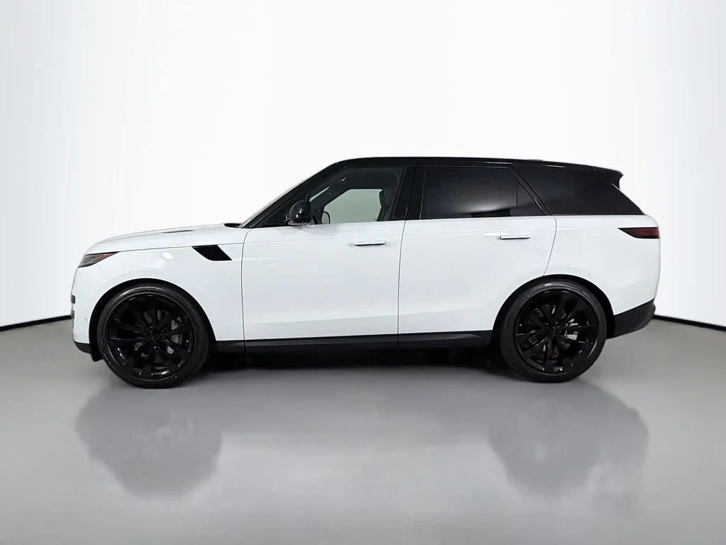 New 2026 Fuji White Land Rover SE image 8