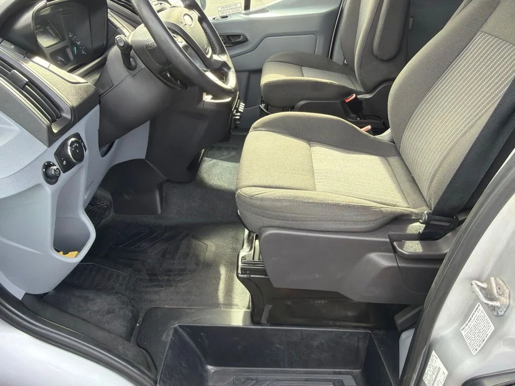 Used 2016 Ingot Silver Ford XLT image 19