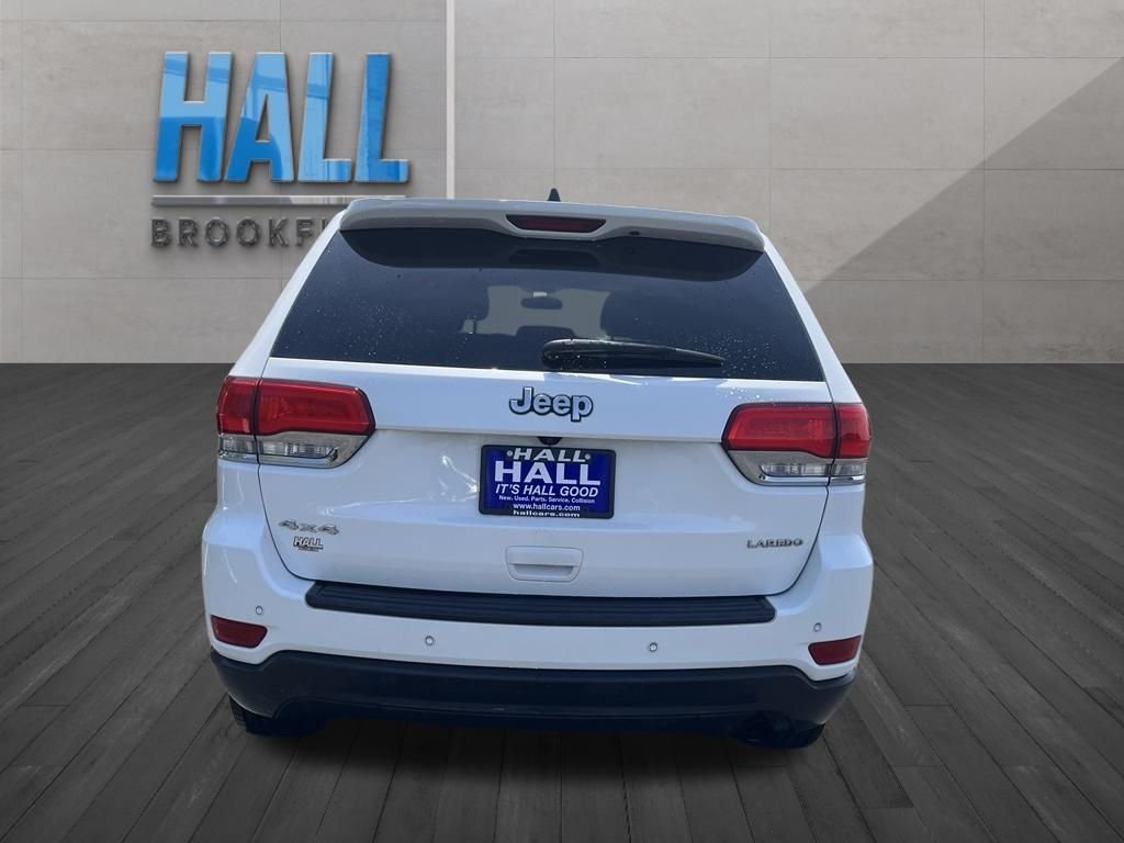 Used 2018 White Jeep Laredo E image 4