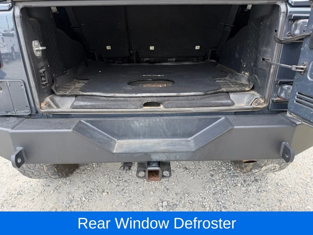 Used 2017 Black Jeep Unlimited Sahara image 17